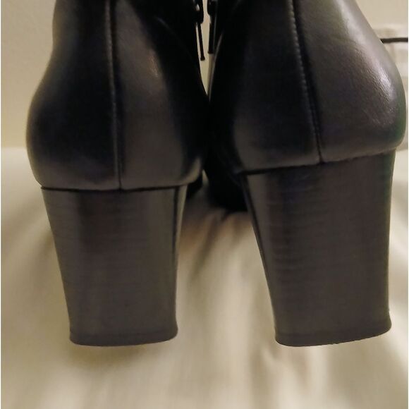 Vintage Leather Ankle Boots Size 8.5 - Picture 7 of 9